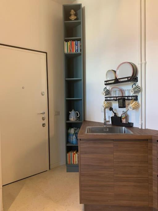 מילאנו Lovely Studio Flat In Bocconi מראה חיצוני תמונה