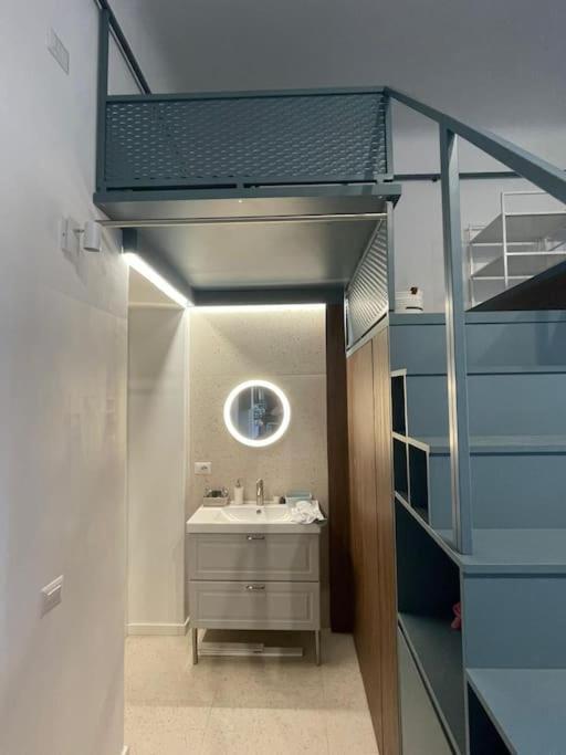 מילאנו Lovely Studio Flat In Bocconi מראה חיצוני תמונה